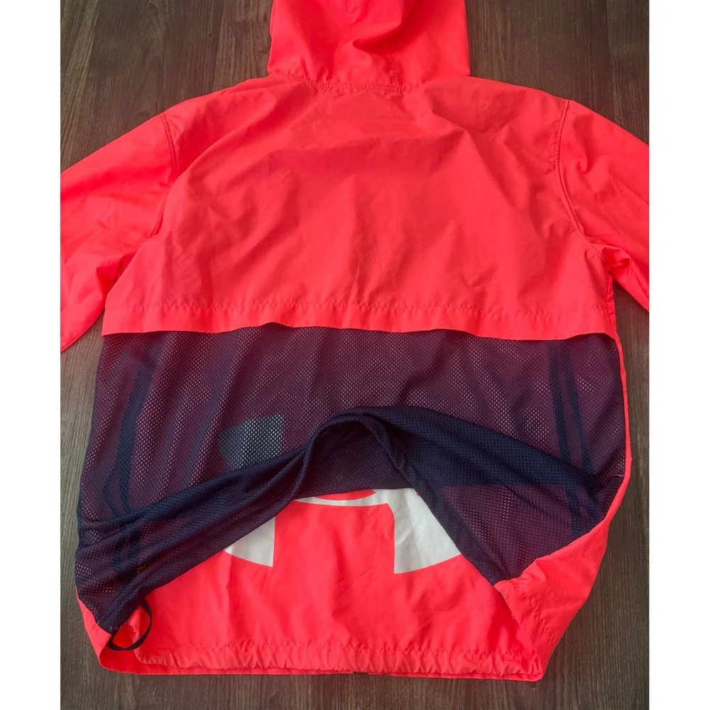 Under Armour excellent armour coral